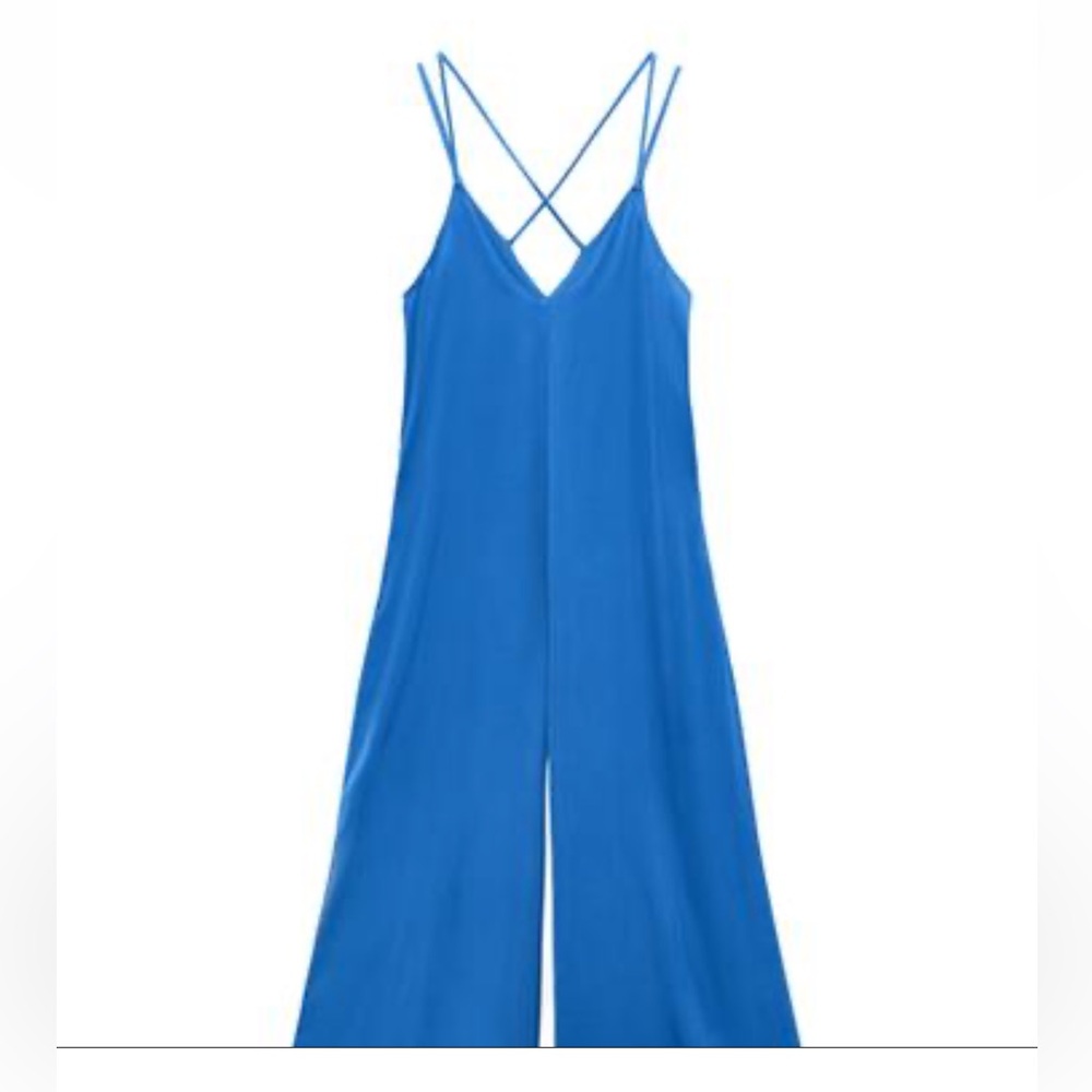 NWT Zara Blue Sleeveless Jumpsuit with Flowing Fit